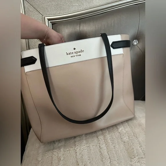 Kate Spade Beige Tote Bag- SEE ALL PHOTOS AND DESCRIPTION - Picture 11 of 11